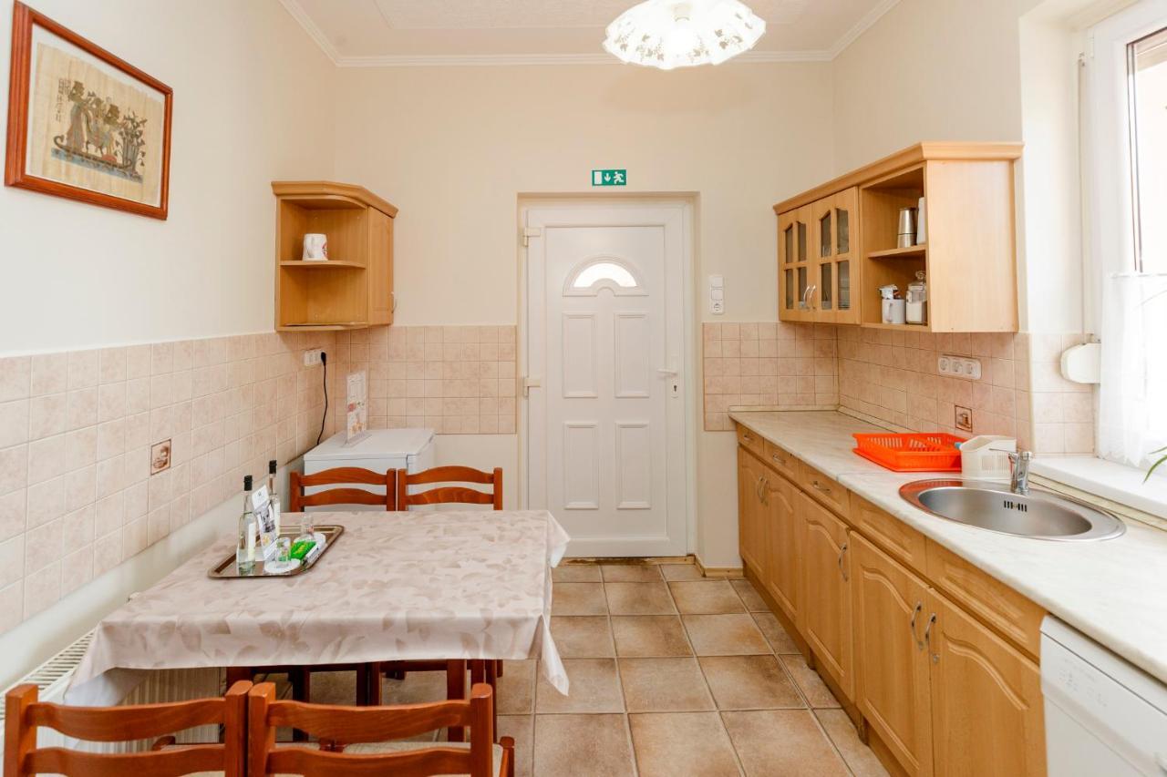 Almafa Apartmanhaz Erlau Exterior foto